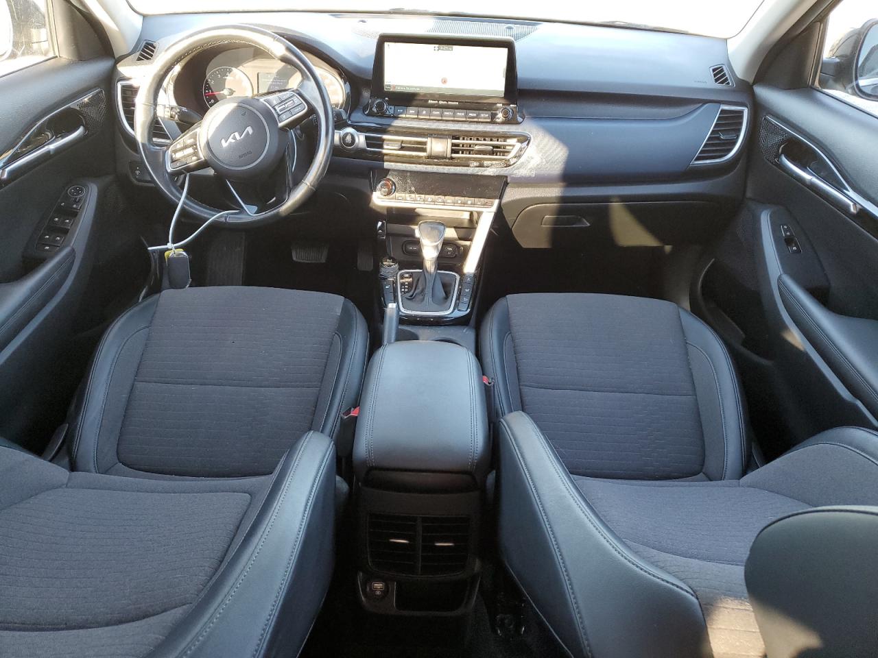 2022 KIA SELTOS S VIN:KNDEUCAAXN7311162