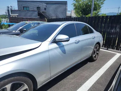 2020 Mercedes-Benz E 250 VIN: