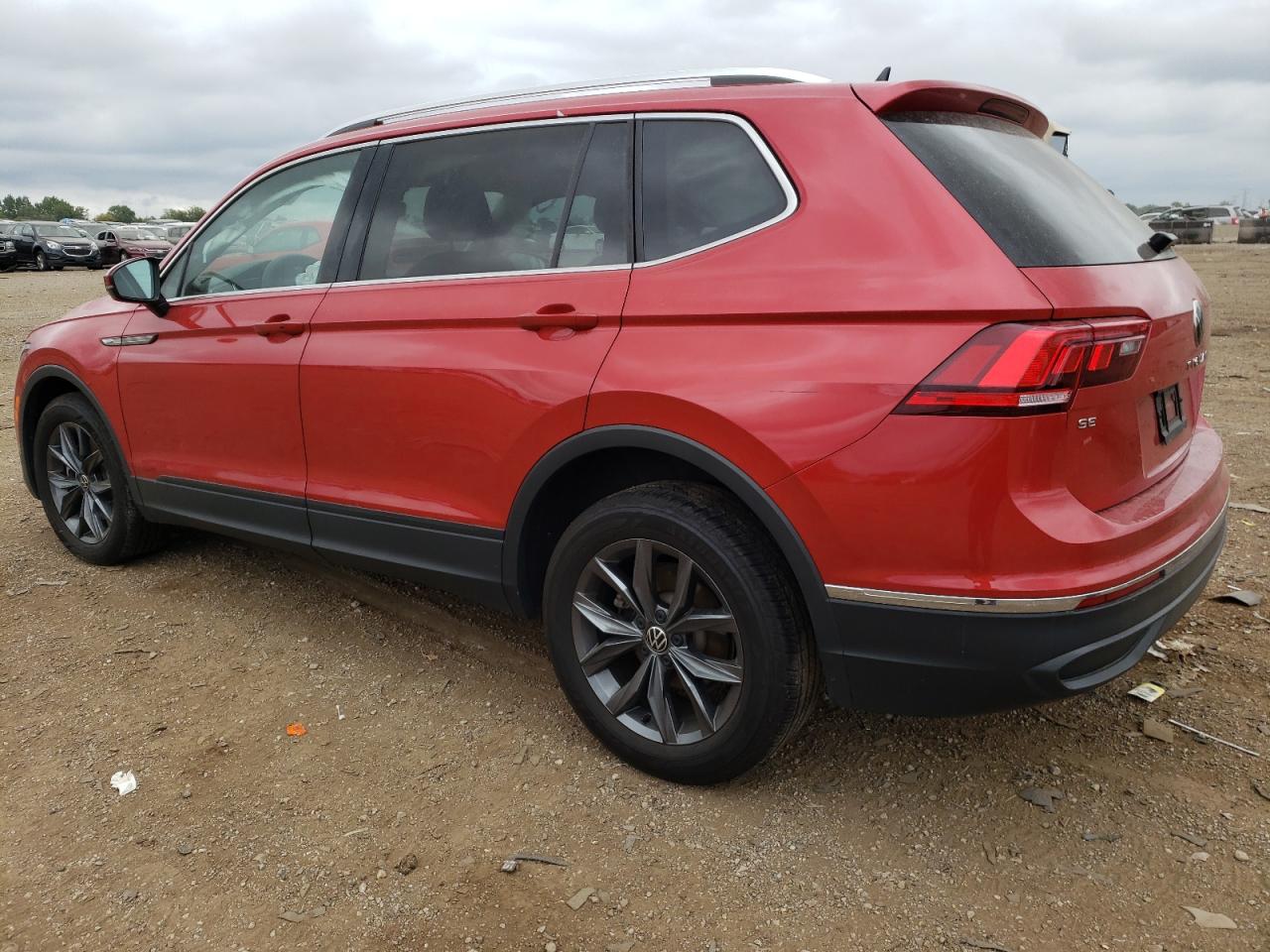 2022 VOLKSWAGEN TIGUAN SE VIN:3VV2B7AX4NM135303
