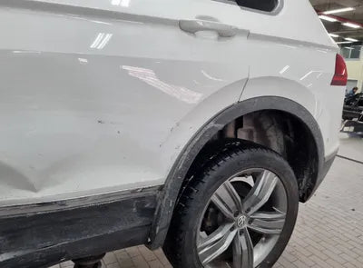 2018 Volkswagen Tiguan WVGZZZ5NZJW929383 VIN:WVGZZZ5NZJW929383