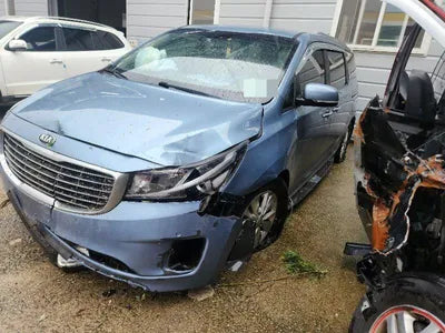2015 Kia Carnival VIN: