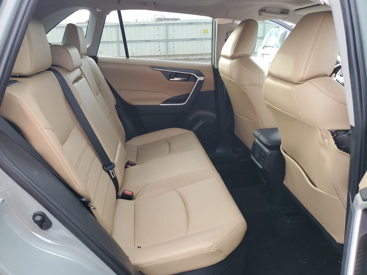 2022 TOYOTA RAV4 XLE PREMIUM VIN:4T3B6RFV4NU089766