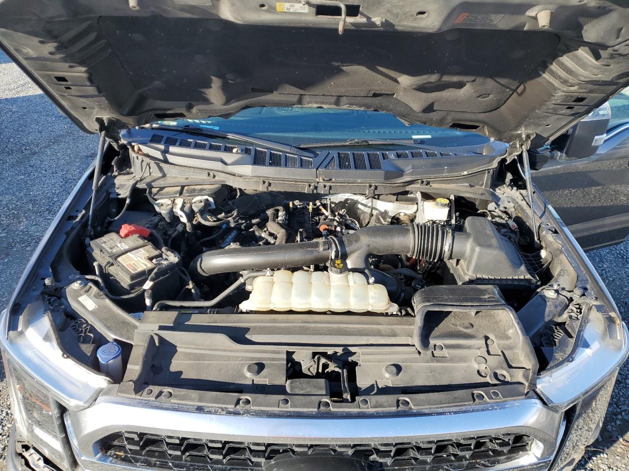 2022 FORD F150 SUPERCREW VIN:1FTFW1E85NFA72605