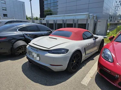 2021 Porsche Boxster VIN: