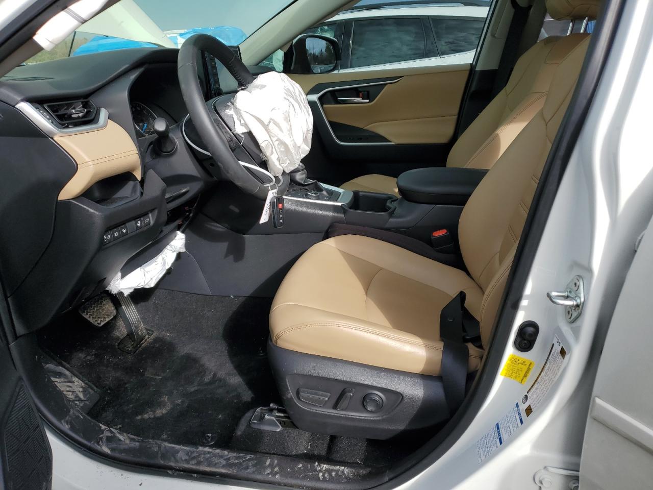 2022 TOYOTA RAV4 XLE PREMIUM VIN:JTMB6RFV6ND535039