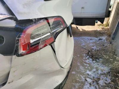 2022 Tesla Model Y 7SAYGDEE6NF416558 VIN:7SAYGDEE6NF416558