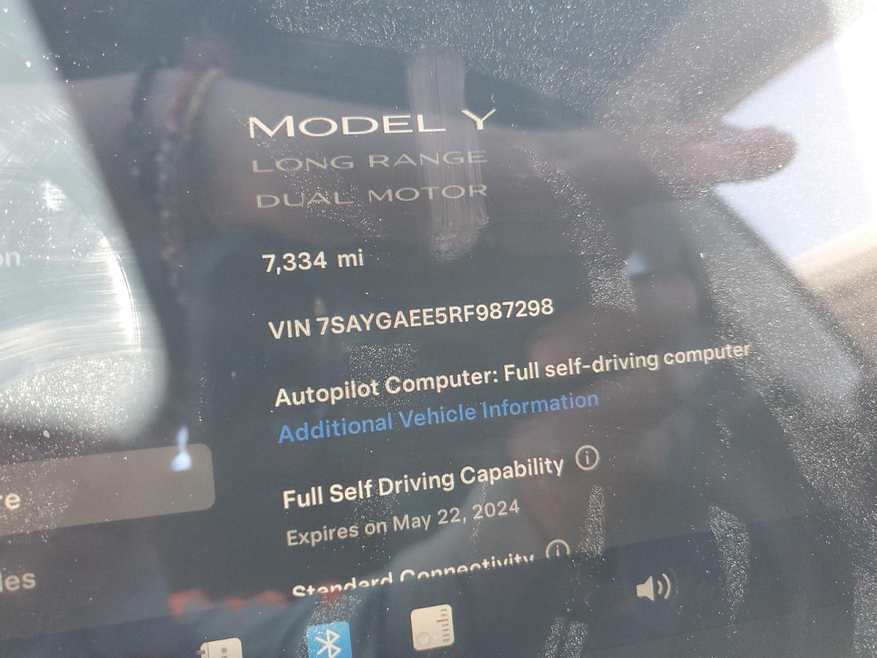 2024 TESLA MODEL Y  VIN:7SAYGAEE5RF987298