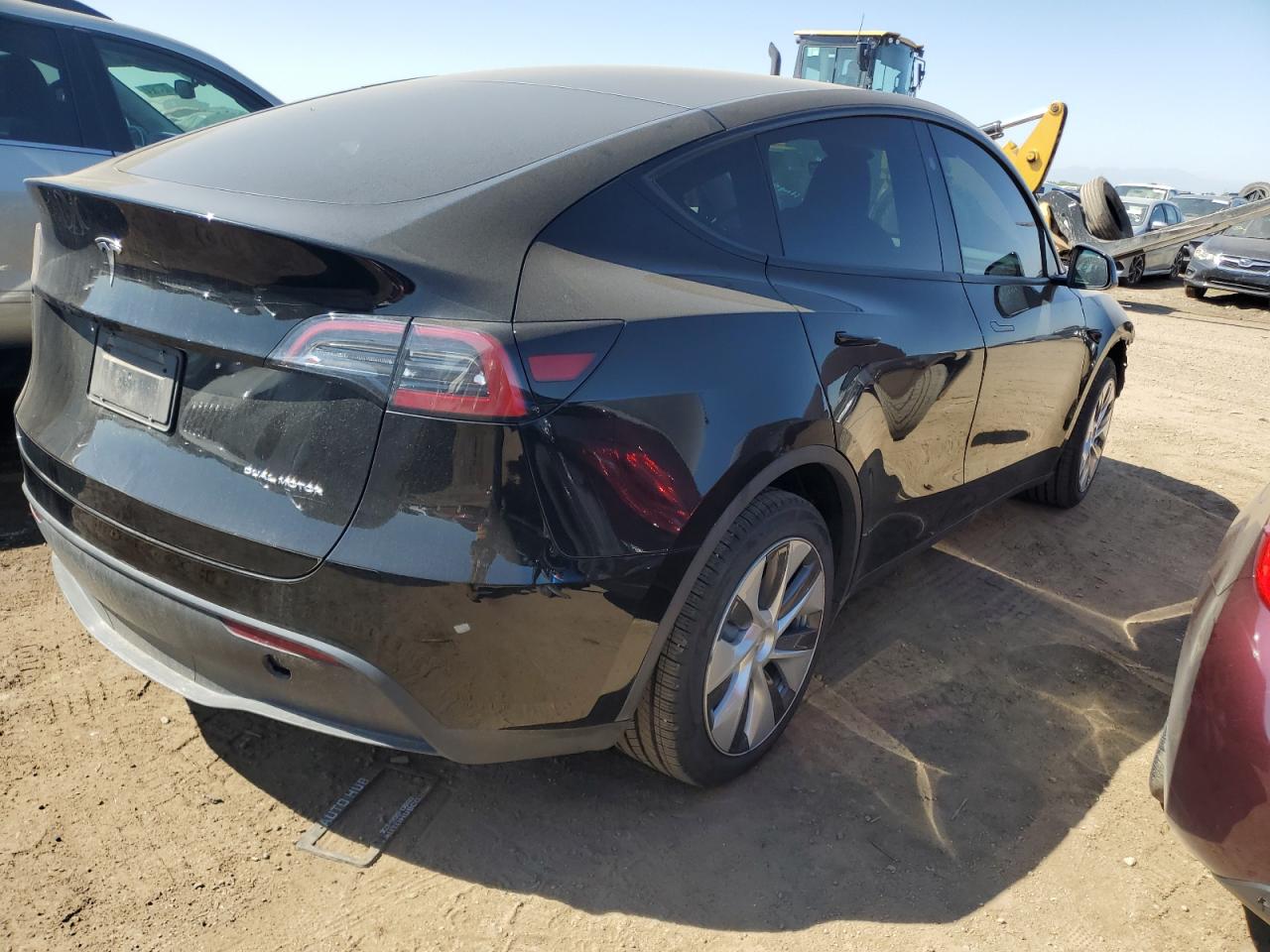 2023 TESLA MODEL Y  VIN:7SAYGDEE7PF844707