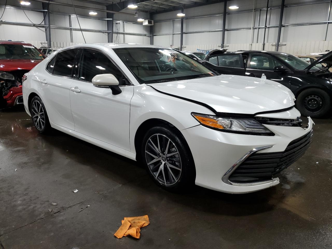 2022 TOYOTA CAMRY XLE VIN:4T1F31AK3NU582596