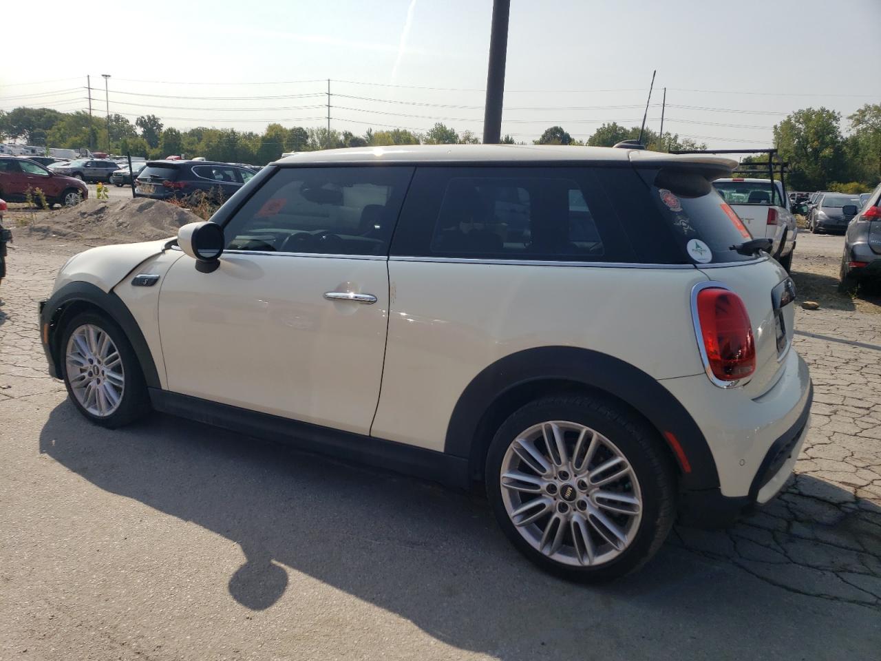 2022 MINI COOPER S VIN:WMW53DH08N2P89340