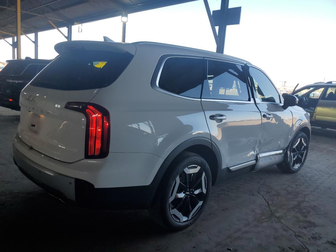 2023 KIA TELLURIDE S VIN:5XYP64GC4PG371803