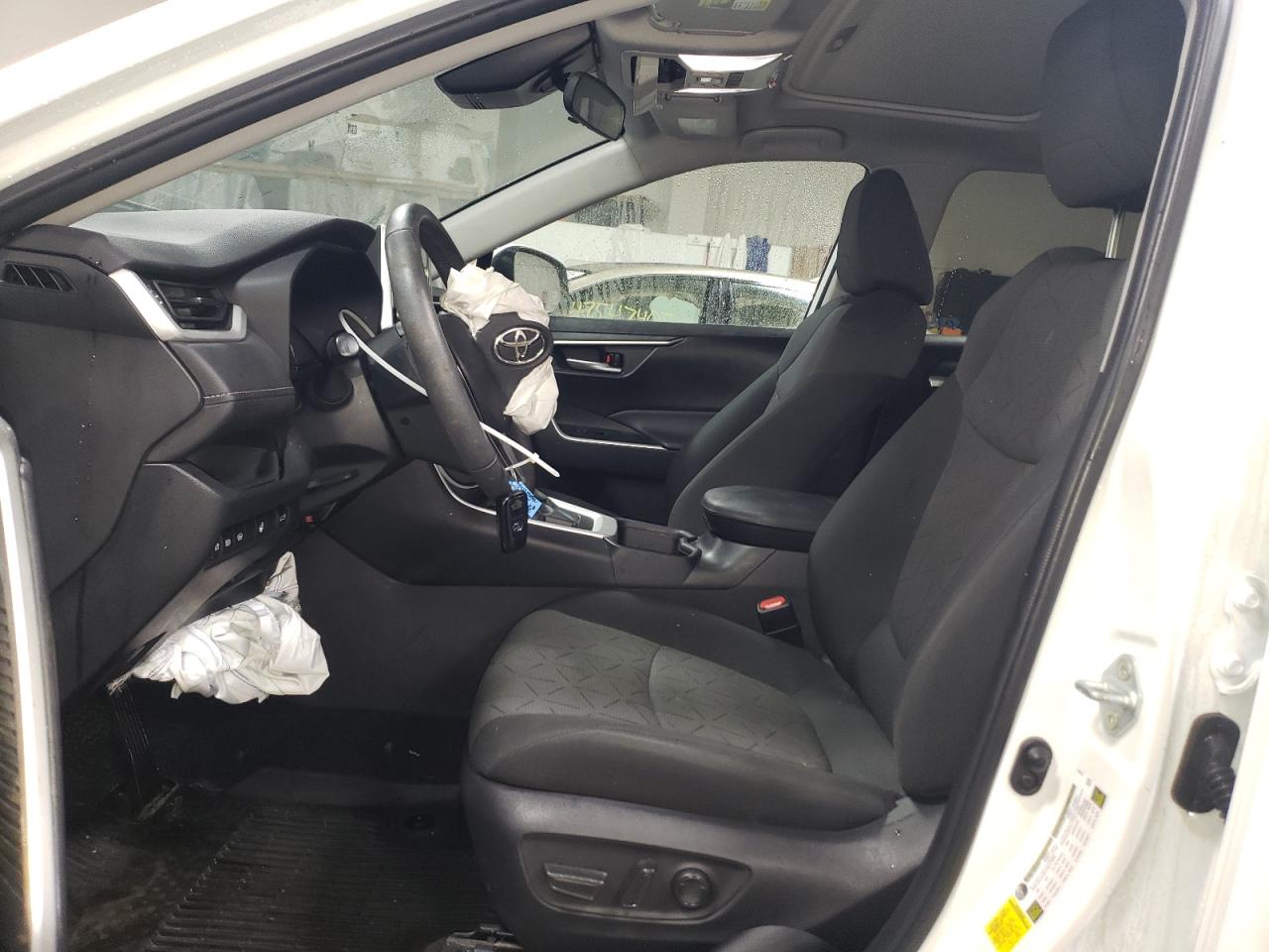 2023 TOYOTA RAV4 XLE VIN:2T3P1RFV5PC364957