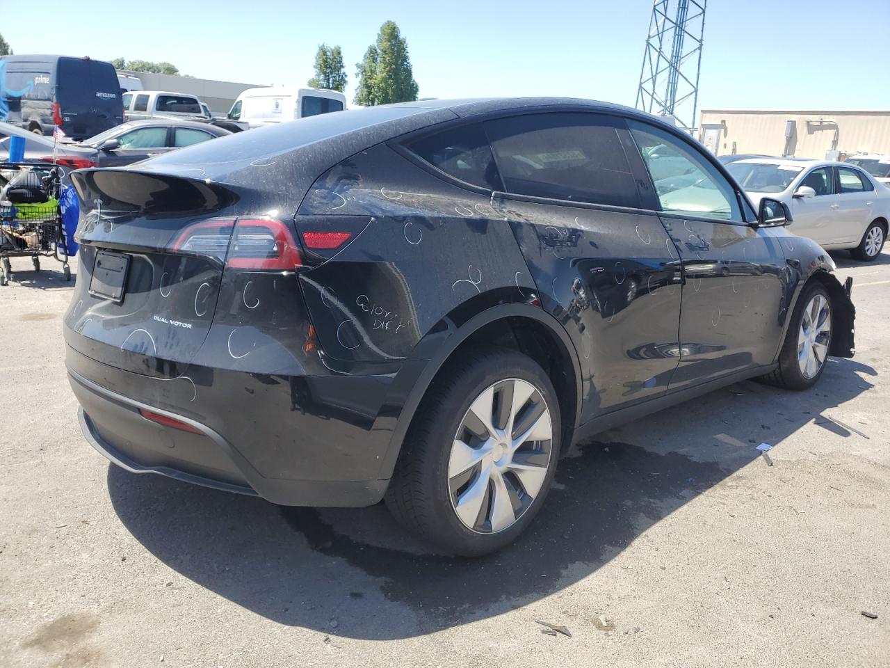 2024 TESLA MODEL Y  VIN:7SAYGAEE5RF987298