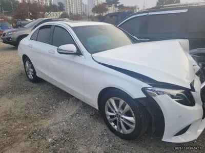 2019 Mercedes-Benz C 220 701KMWDDWF1EB3KR4 VIN:701KMWDDWF1EB3KR4