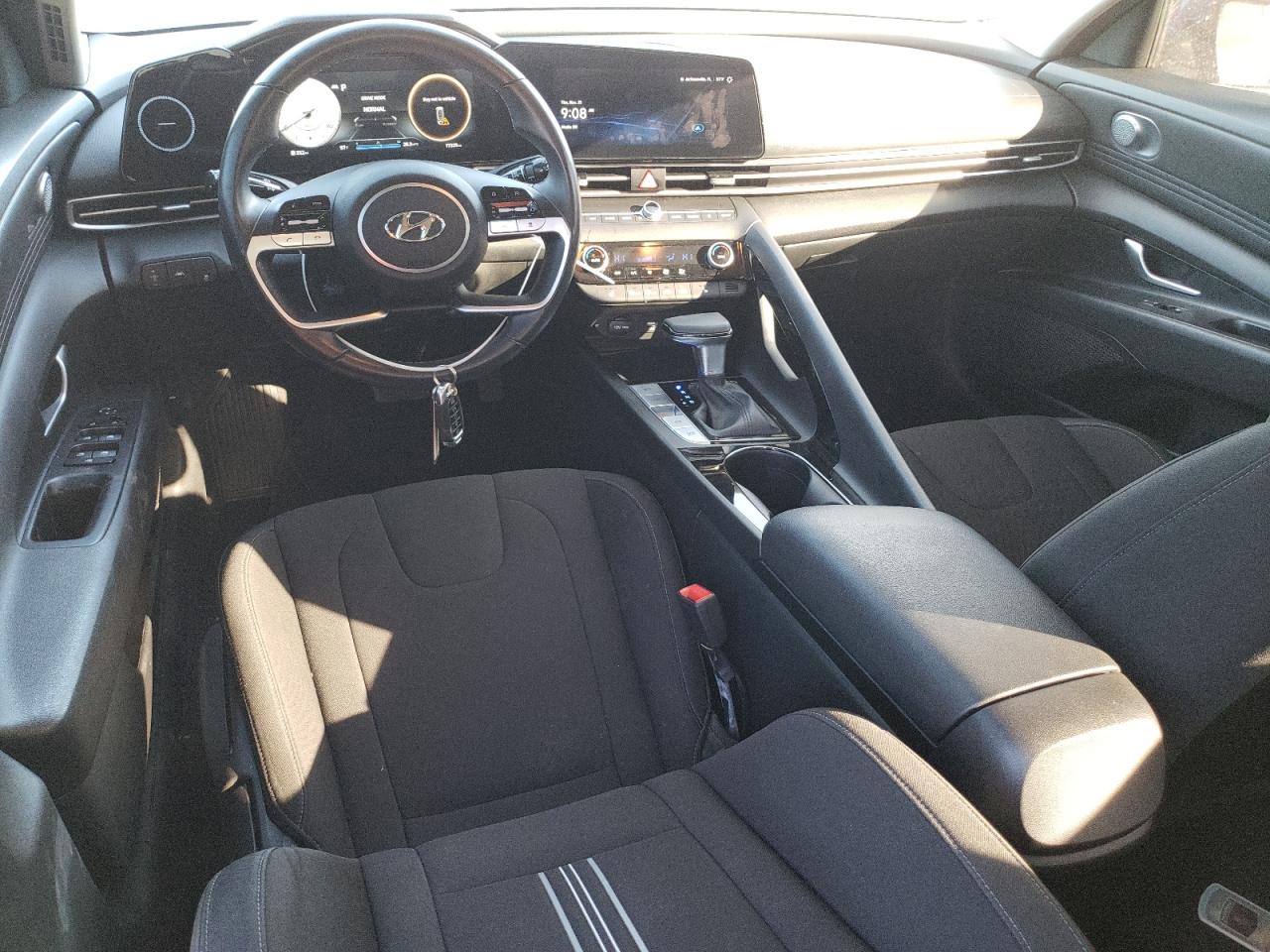 2023 HYUNDAI ELANTRA SEL VIN:5NPLS4AGXPH116667