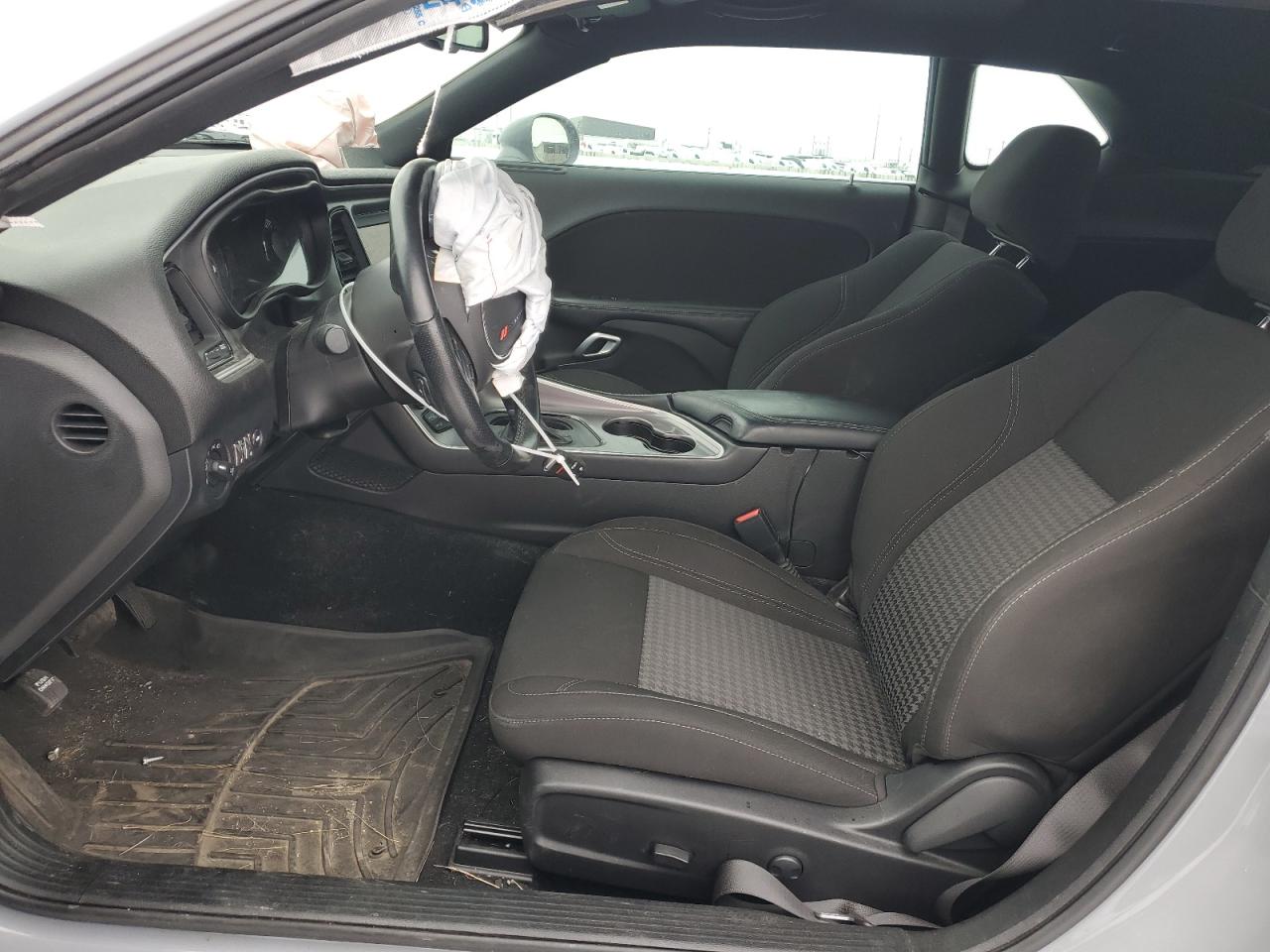 2022 DODGE CHALLENGER SXT VIN:2C3CDZGG4NH109593