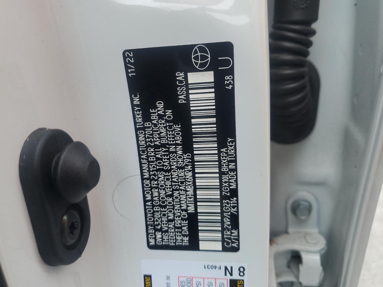 2022 TOYOTA C-HR XLE VIN:NMTKHMBX6NR147915