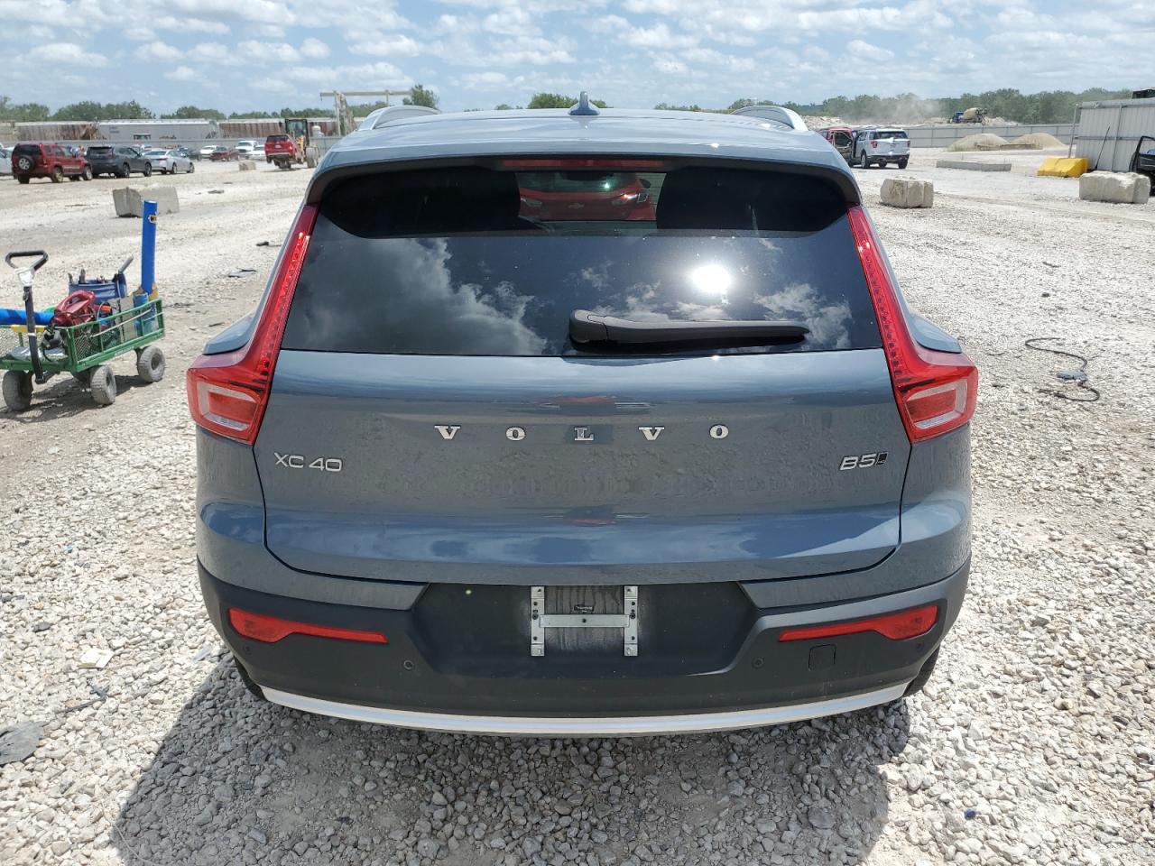 2023 VOLVO XC40 CORE VIN:YV4L12UK7P2053548