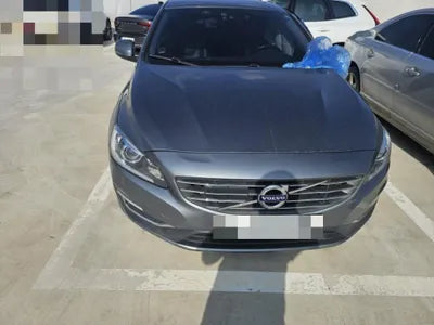2018 Volvo S60 YV1FS79B0J2466713 VIN:YV1FS79B0J2466713