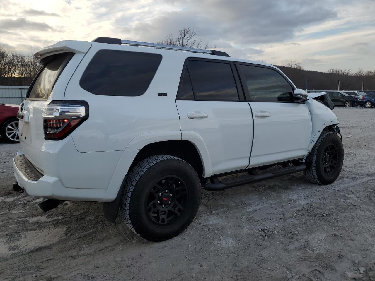 2023 TOYOTA 4RUNNER SE VIN:JTENU5JR9P6113369