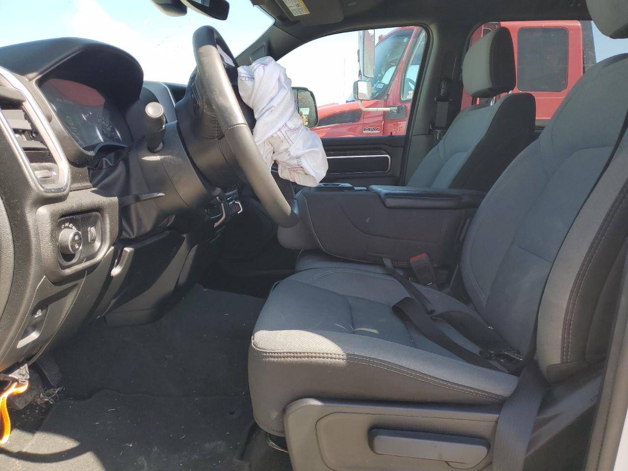 2024 RAM 1500 BIG HORN/LONE STAR VIN:1C6SRFFT8RN158130