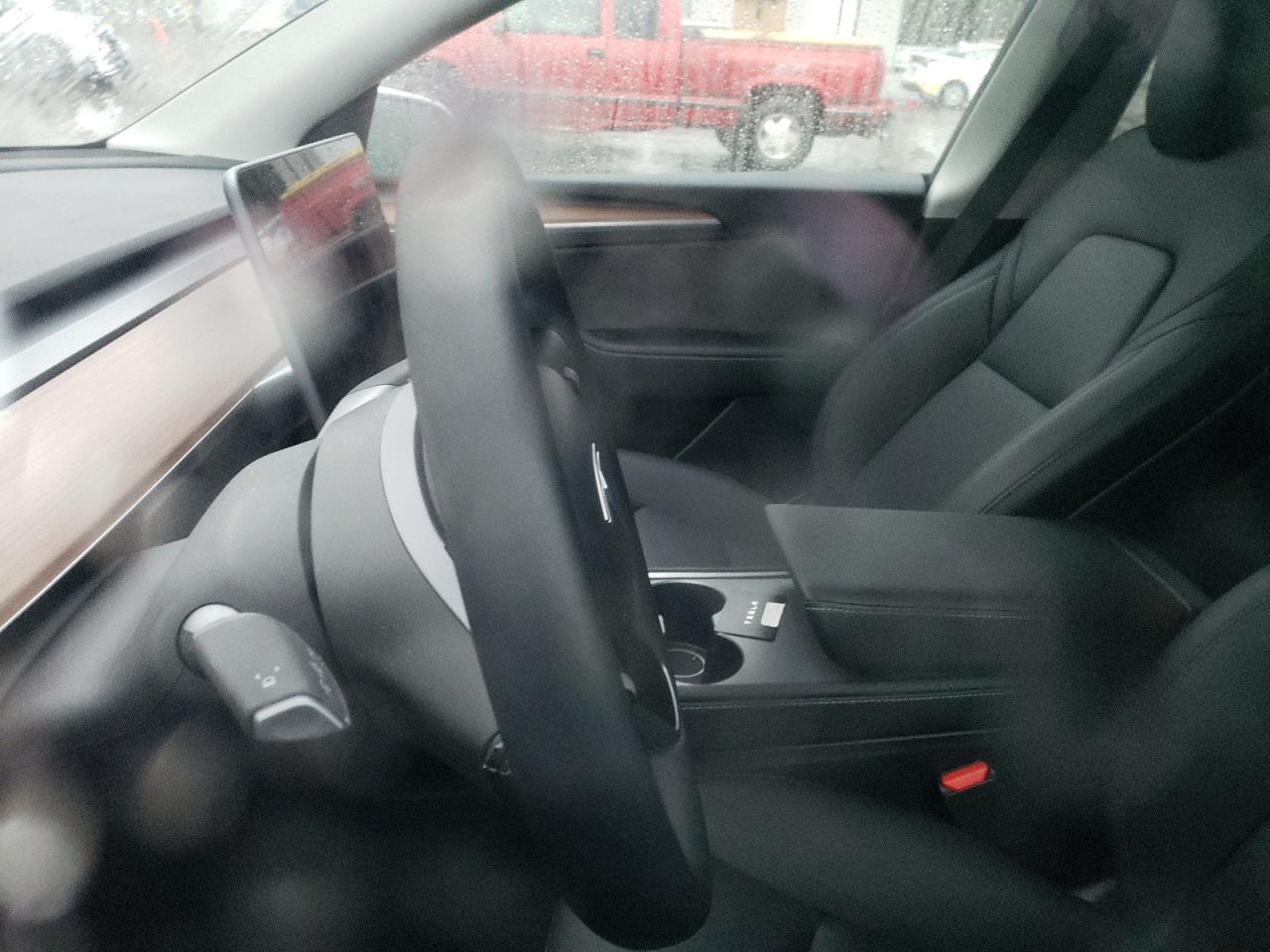2024 TESLA MODEL Y  VIN:7SAYGDEE8RF193395