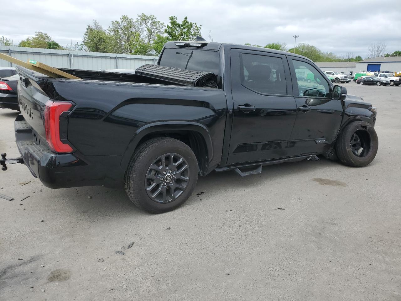 2023 TOYOTA TUNDRA CREWMAX PLATINUM VIN:5TFNA5DB2PX123571