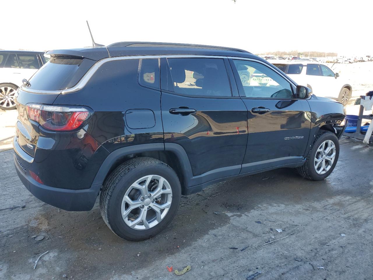 2024 JEEP COMPASS LATITUDE VIN:3C4NJDBN1RT173982