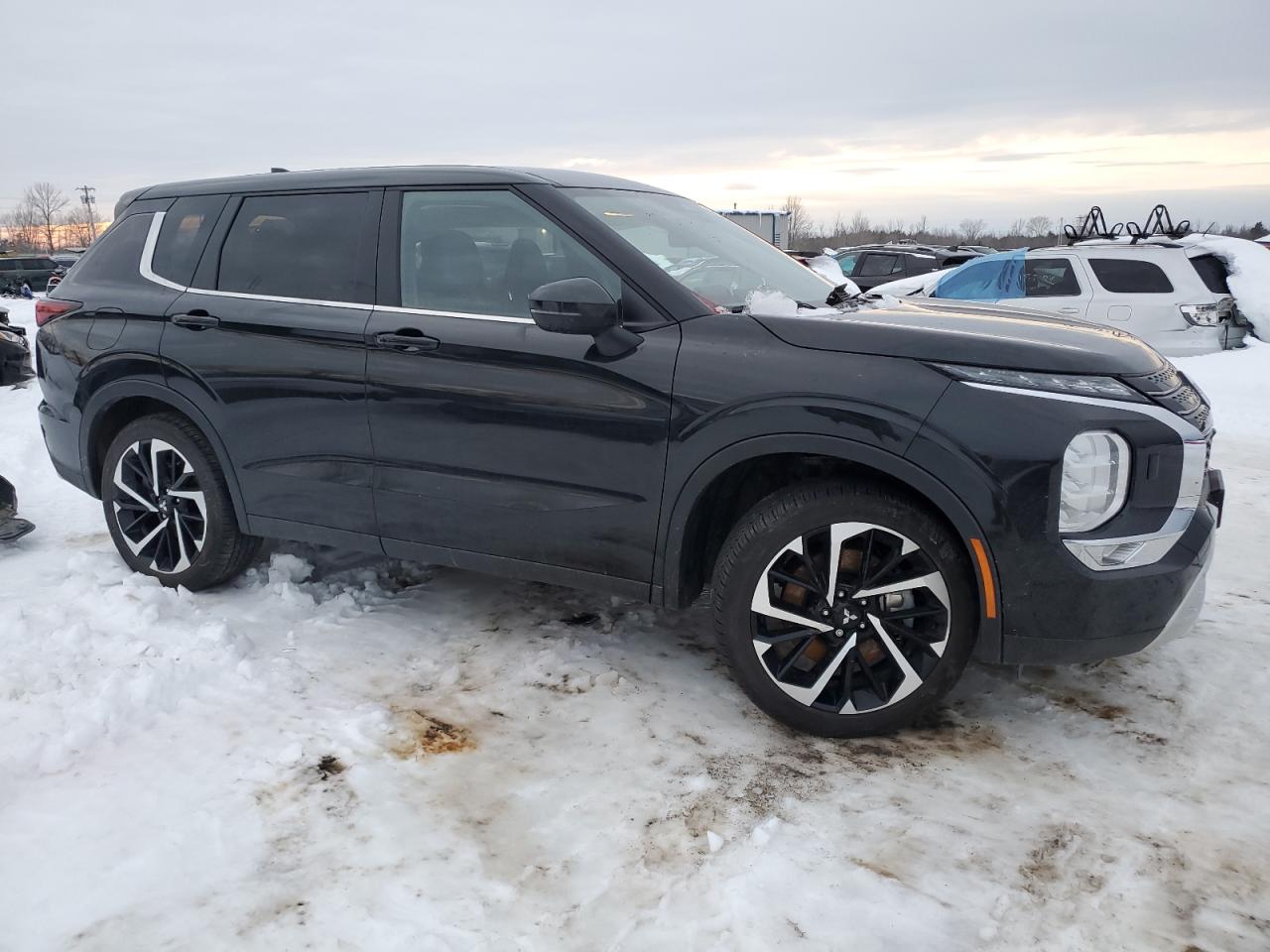 2024 MITSUBISHI OUTLANDER SE VIN:JA4J4VA88RZ047371