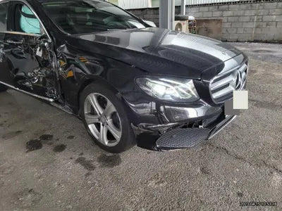 2016 Mercedes-Benz E 200 VIN: