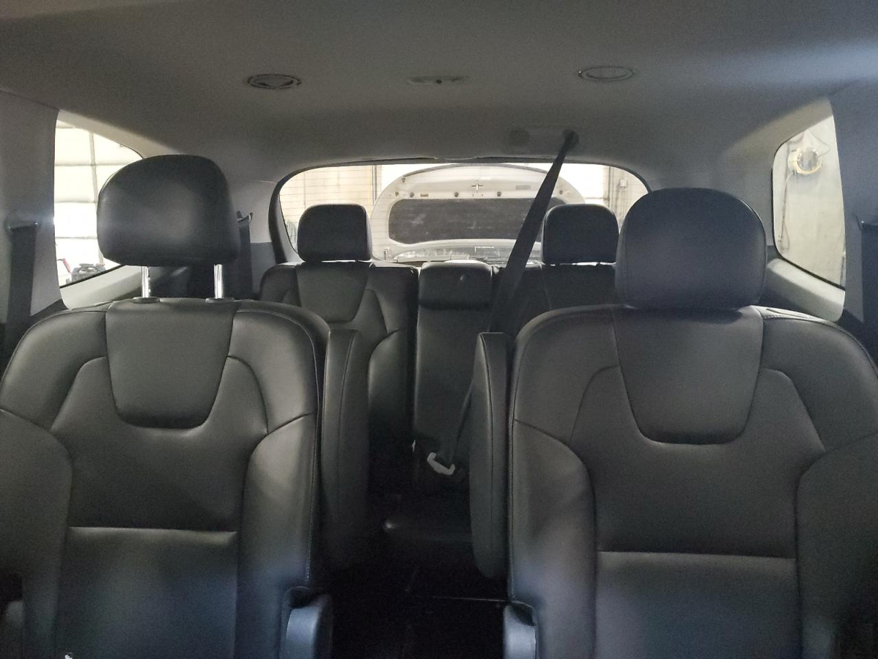 2022 KIA TELLURIDE S VIN:5XYP64HCXNG276089