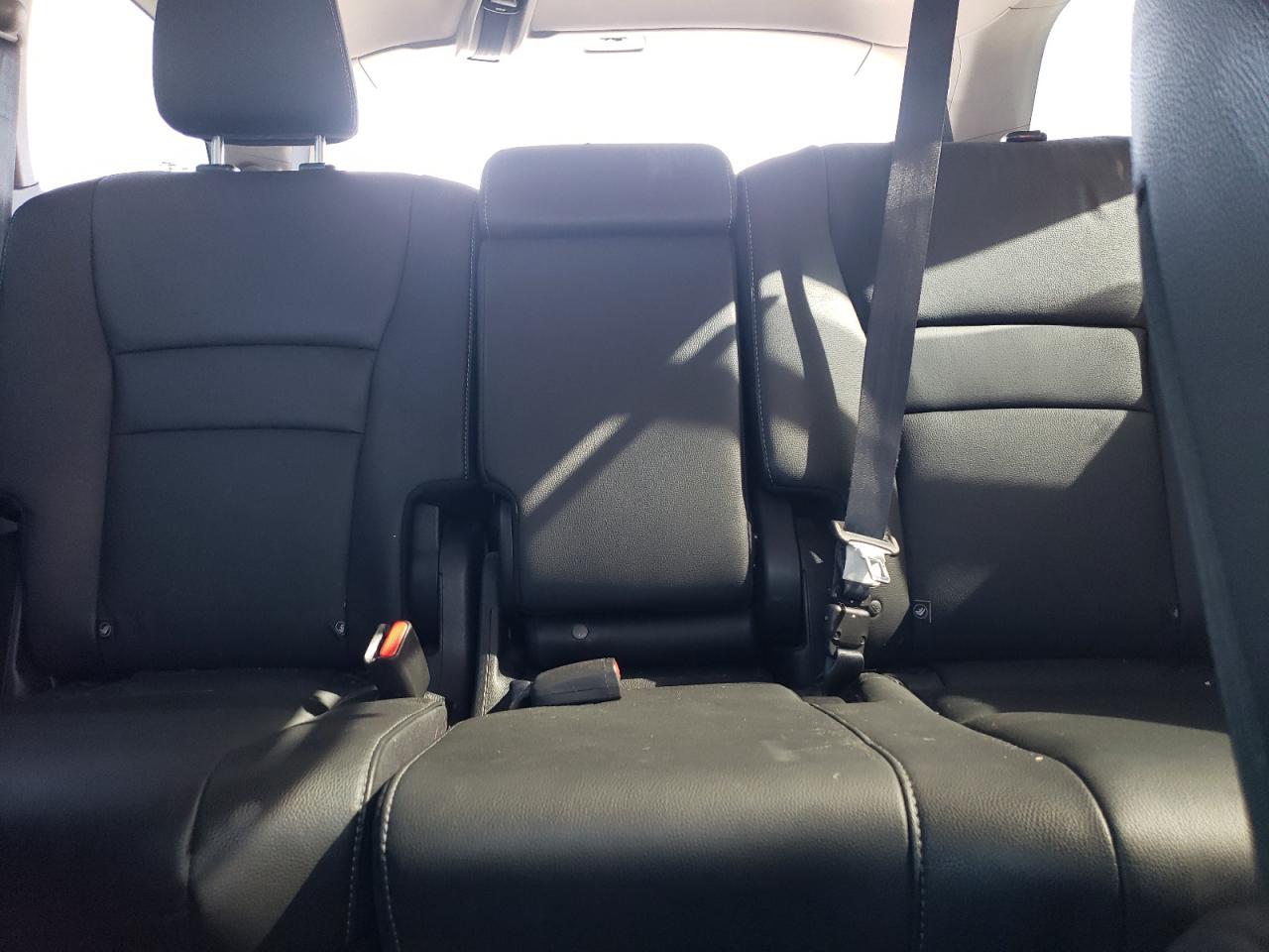2022 HONDA PILOT TOURING VIN:5FNYF5H91NB001040