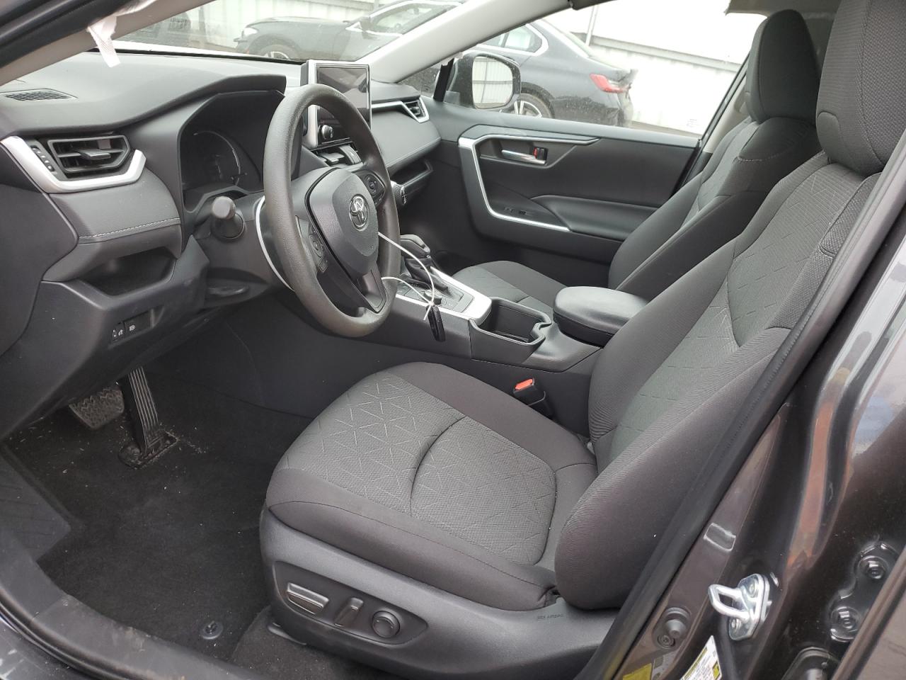 2023 TOYOTA RAV4 XLE VIN:4T3RWRFV1PU107951