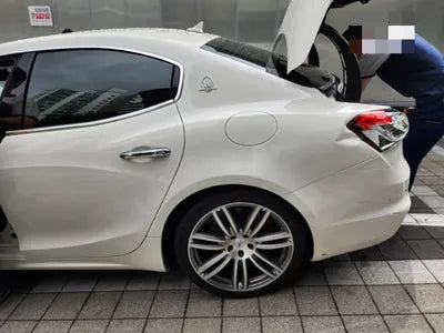 2018 Maserati Ghibli VIN: