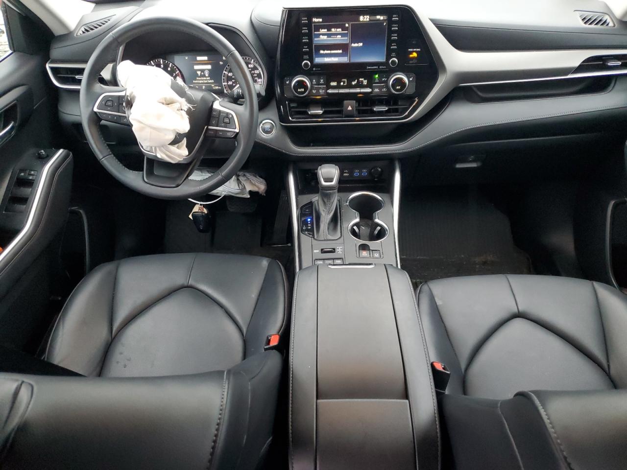 2022 TOYOTA HIGHLANDER XLE VIN:5TDGZRBH9NS193927