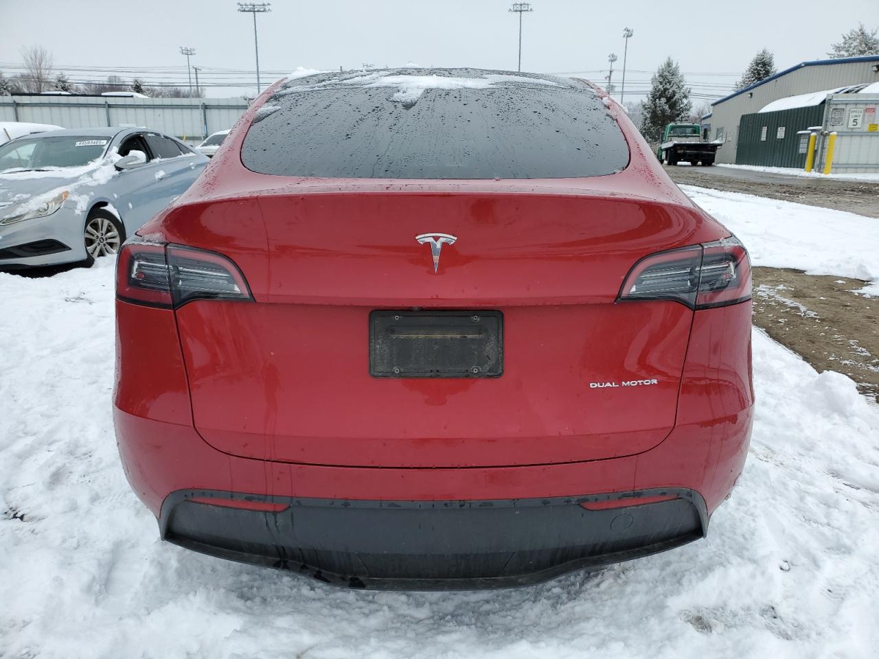2023 TESLA MODEL Y  VIN:7SAYGDEE1PA128933