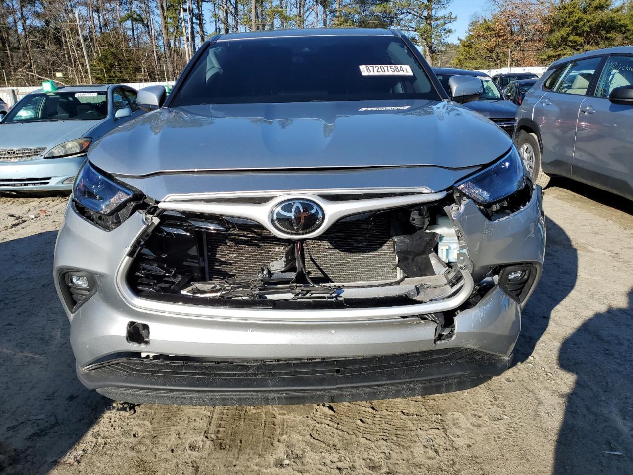 2022 TOYOTA HIGHLANDER L VIN:5TDBZRBHXNS579850