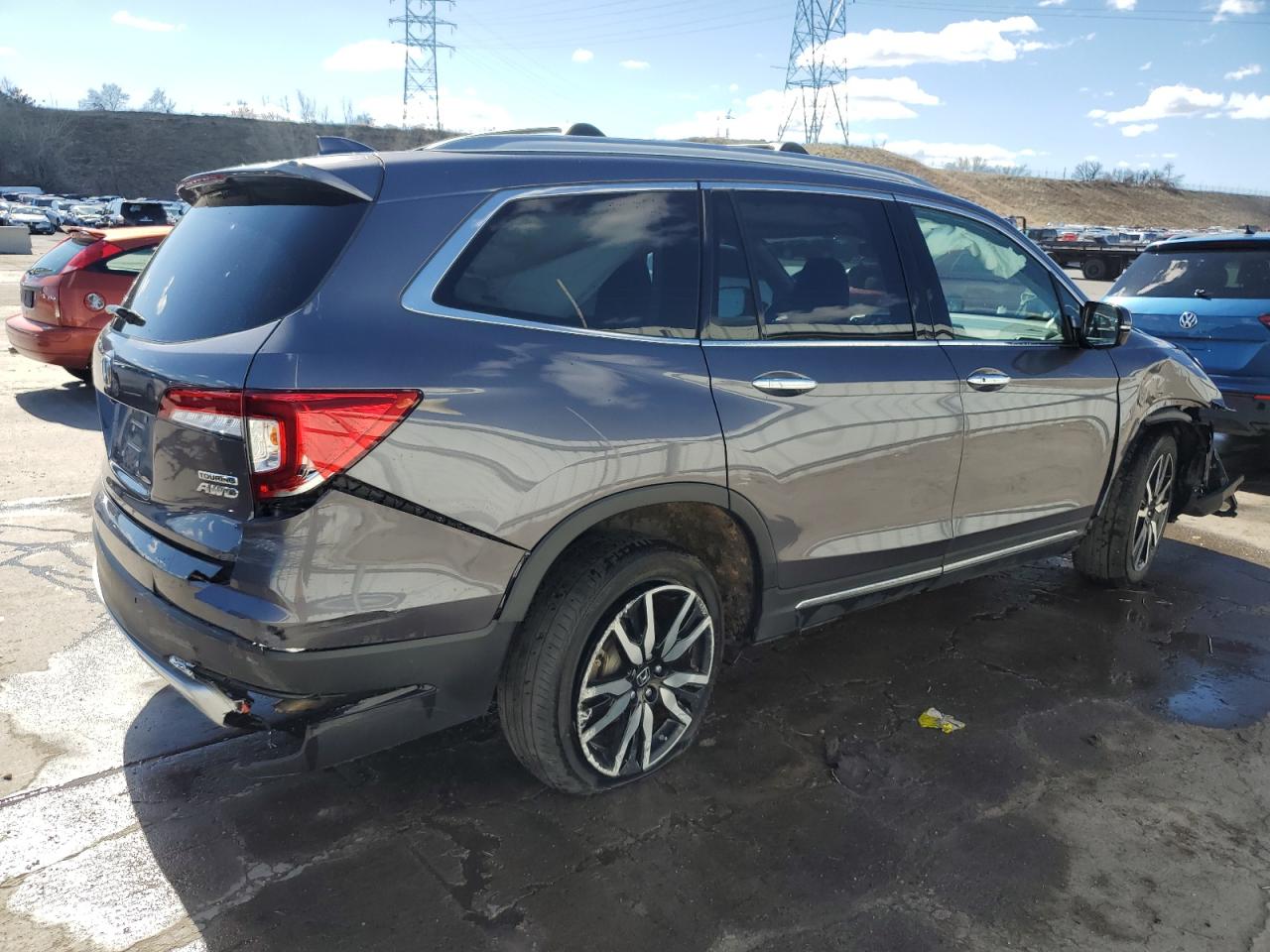 2022 HONDA PILOT TOURING VIN:5FNYF6H69NB017627
