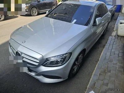 2015 Mercedes-Benz C 220 VIN: