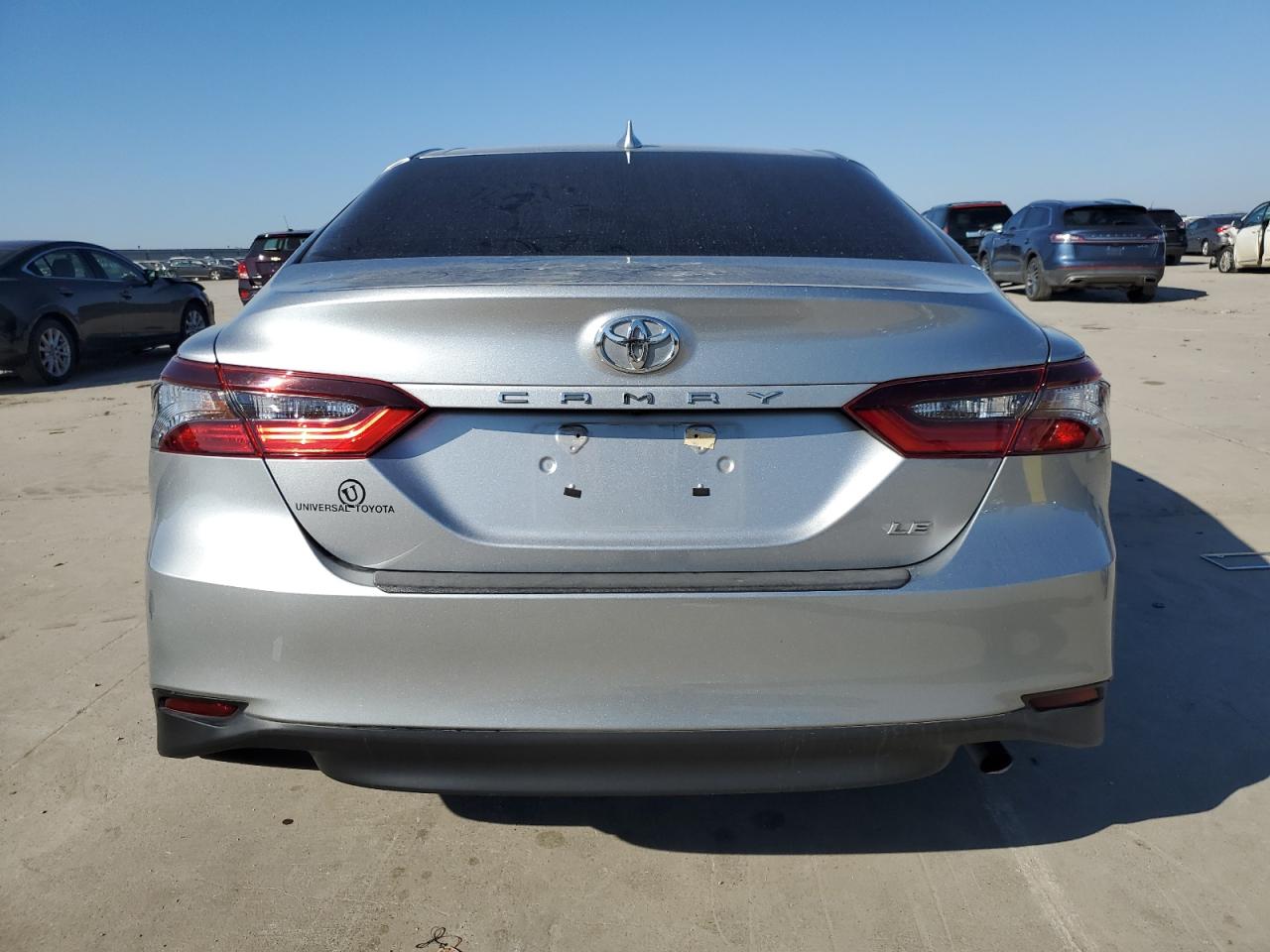 2022 TOYOTA CAMRY LE VIN:4T1C11AKXNU637599