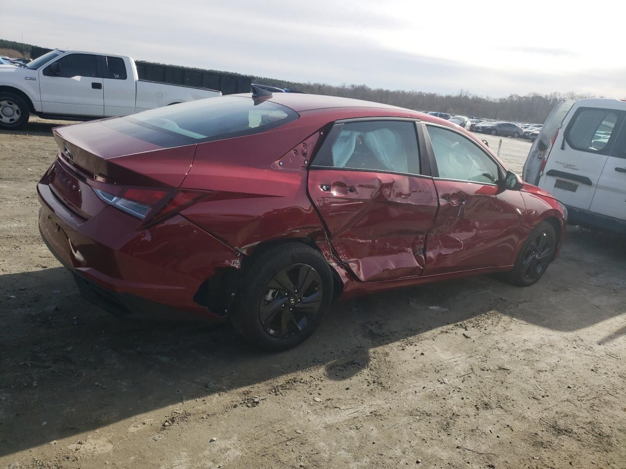 2023 HYUNDAI ELANTRA SEL VIN:KMHLM4AG0PU627977