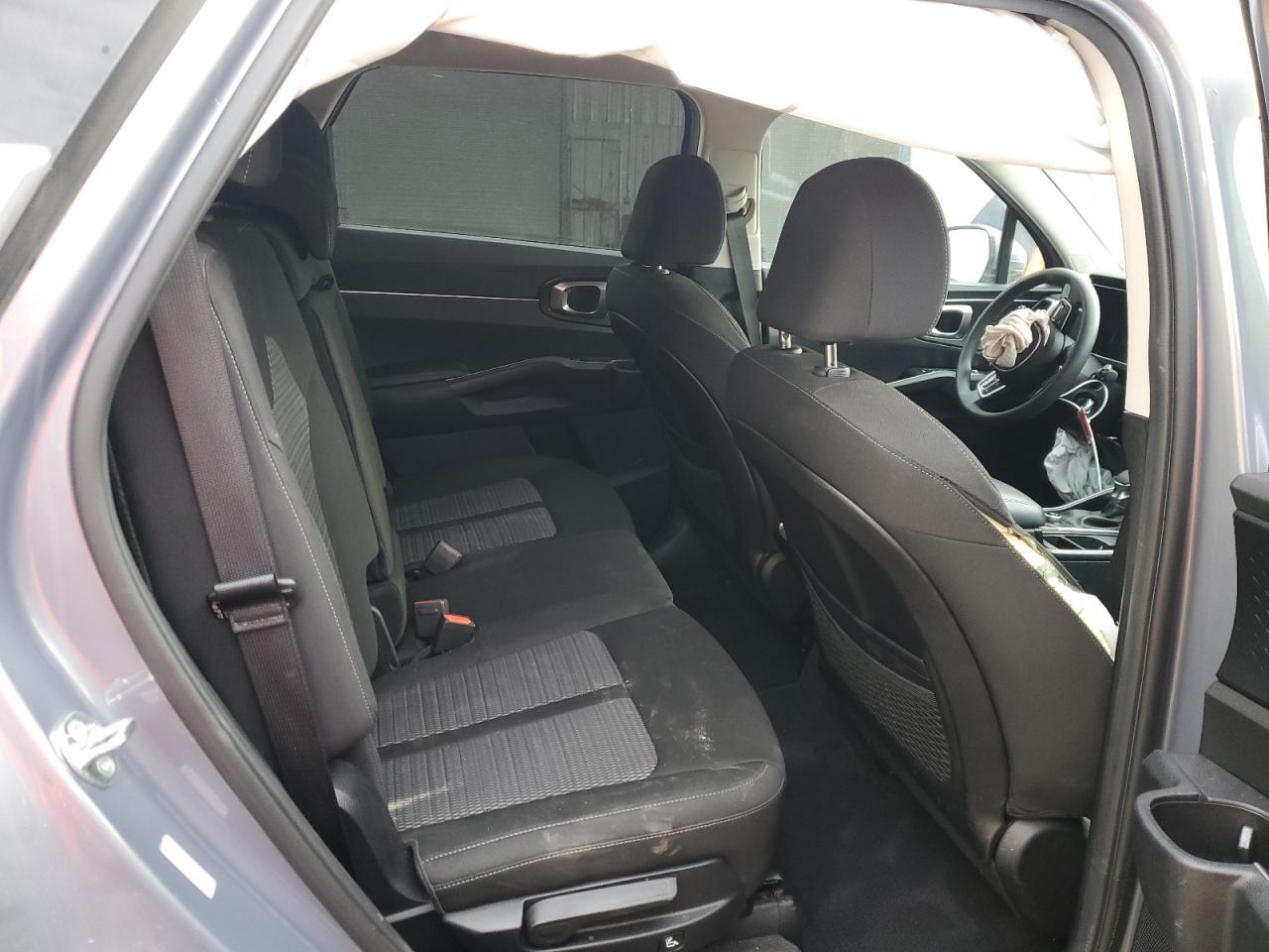 2023 KIA SORENTO LX VIN:5XYRG4LC8PG210737