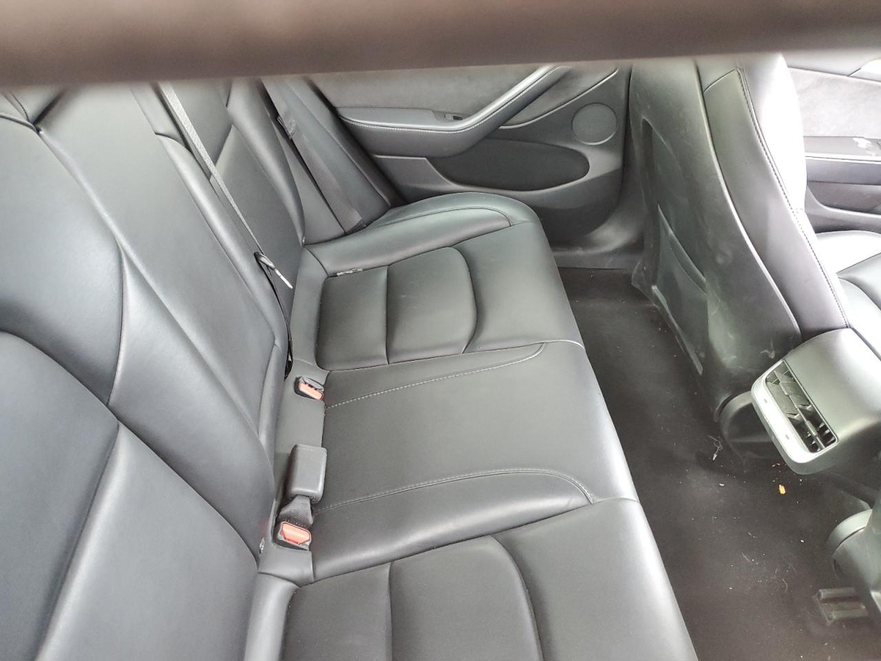 2022 TESLA MODEL 3  VIN:5YJ3E1EA3NF303899