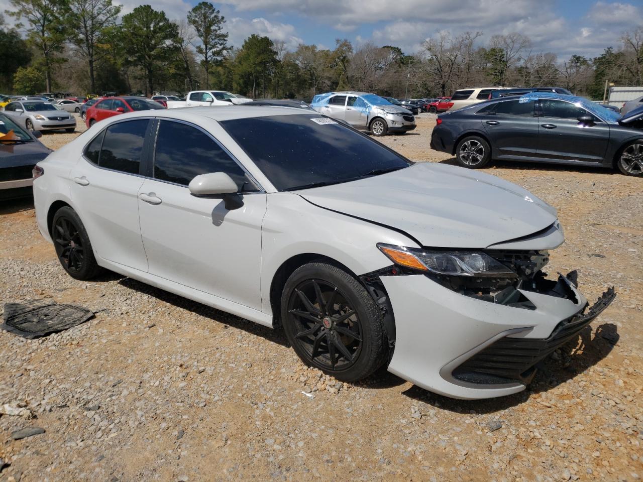 2022 TOYOTA CAMRY LE VIN:4T1C11AK1NU005879