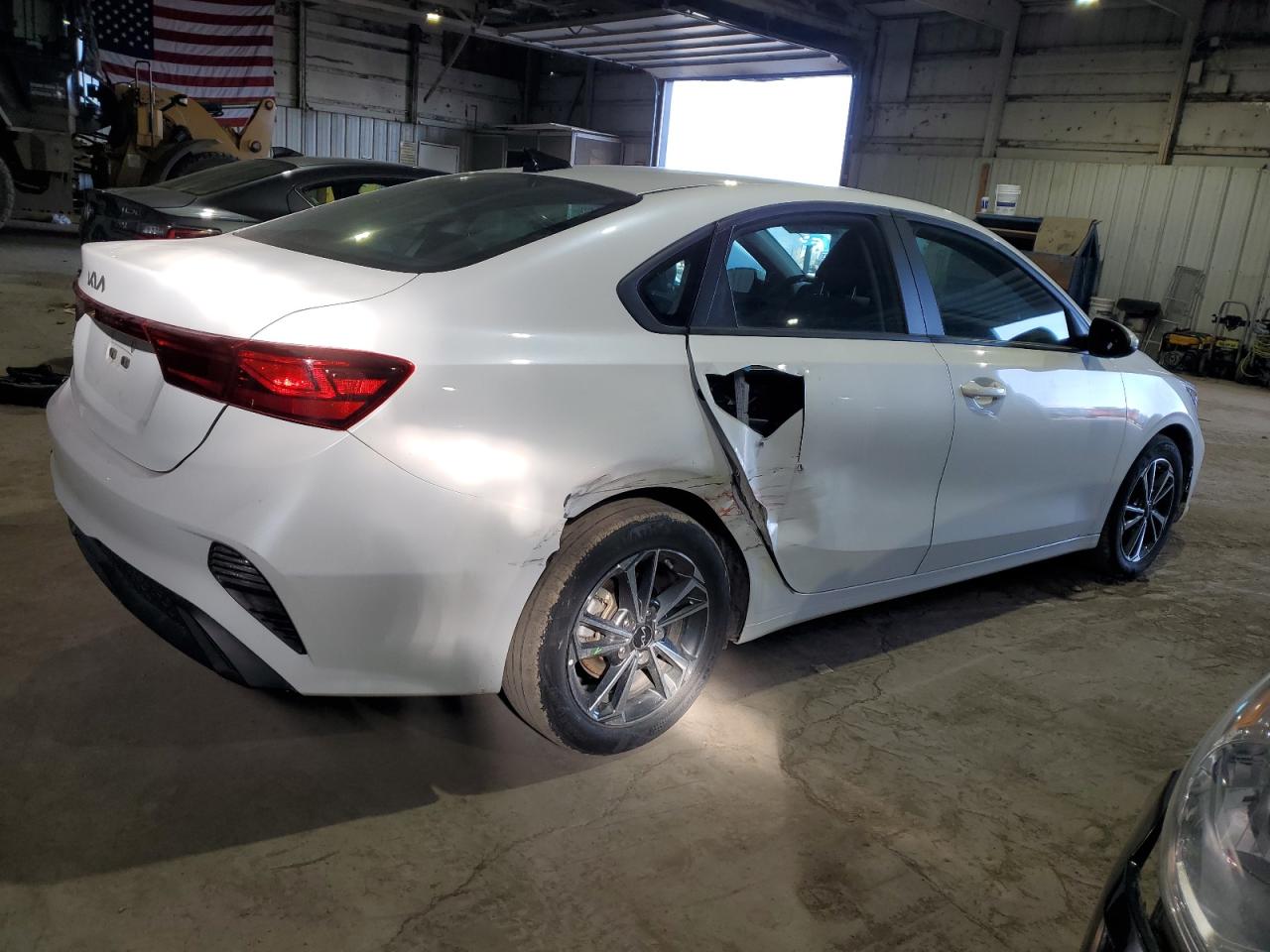 2023 KIA FORTE LX VIN:3KPF24AD9PE586017