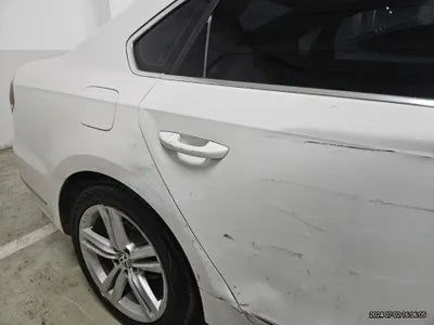 2015 Volkswagen Passat VIN: