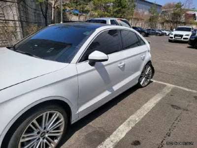 2018 Audi A3 WAUZZZ8V0J1076988 VIN:WAUZZZ8V0J1076988