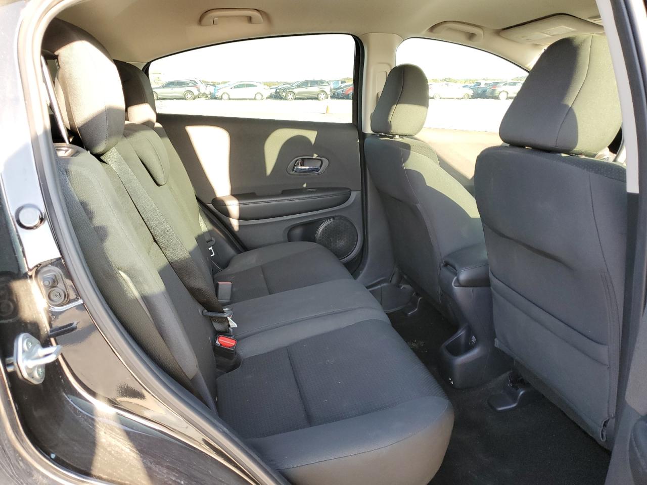 2022 HONDA HR-V LX VIN:3CZRU6H35NM702035