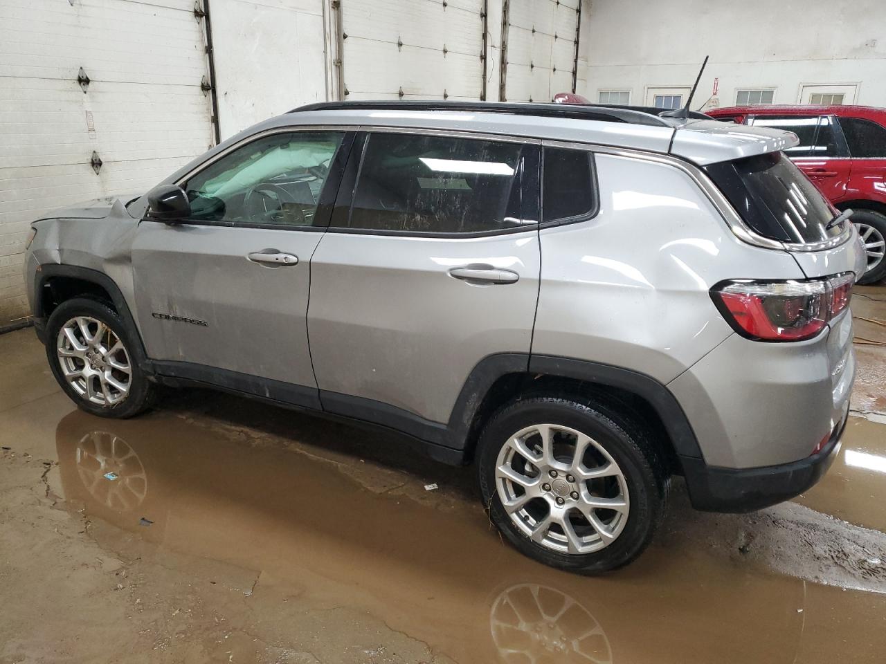 2022 JEEP COMPASS LATITUDE LUX VIN:3C4NJDFB6NT224564