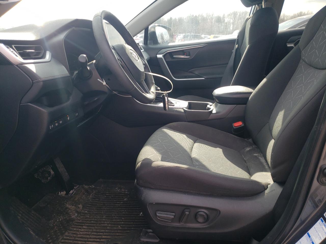 2023 TOYOTA RAV4 XLE VIN:2T3P1RFV9PC331573